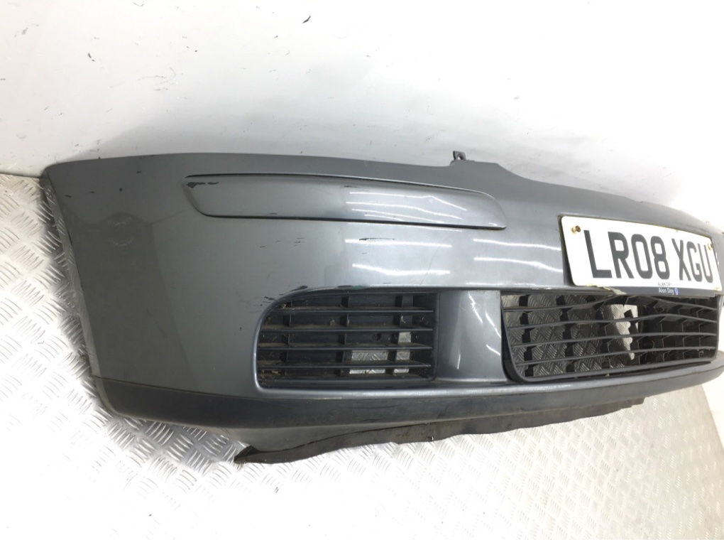 Бампер передний бу для Volkswagen Golf 5 1.4 TSI,  2008 г.