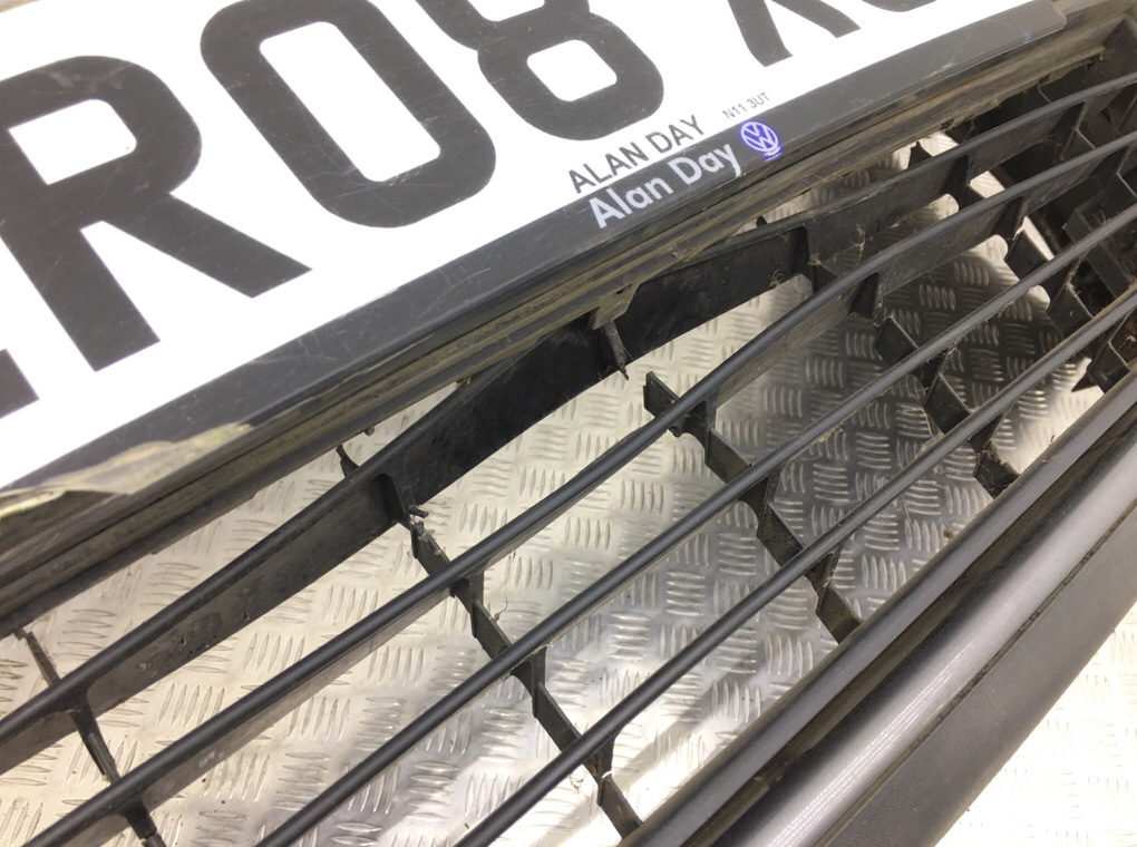 Бампер передний бу для Volkswagen Golf 5 1.4 TSI,  2008 г.