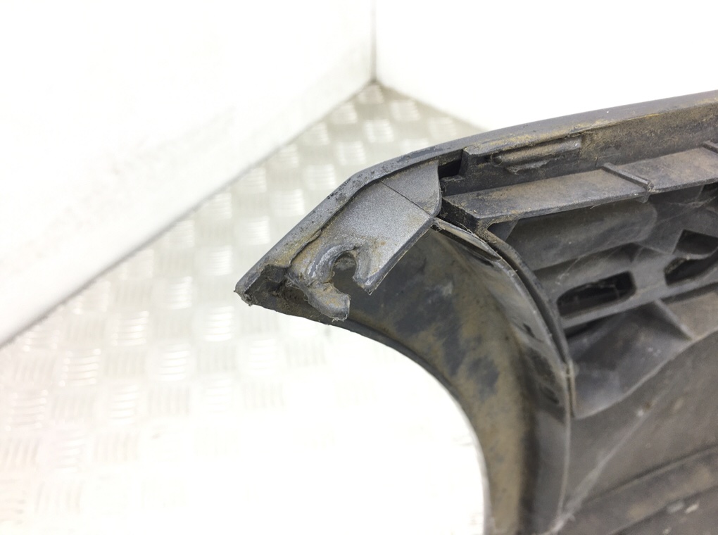 Бампер передний бу для Volkswagen Golf 5 1.4 TSI,  2008 г.