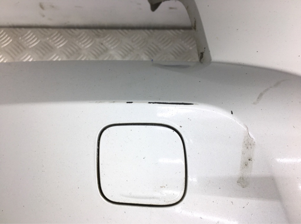 Бампер передний бу для Volvo V50  2.0 TD,  2009 г.