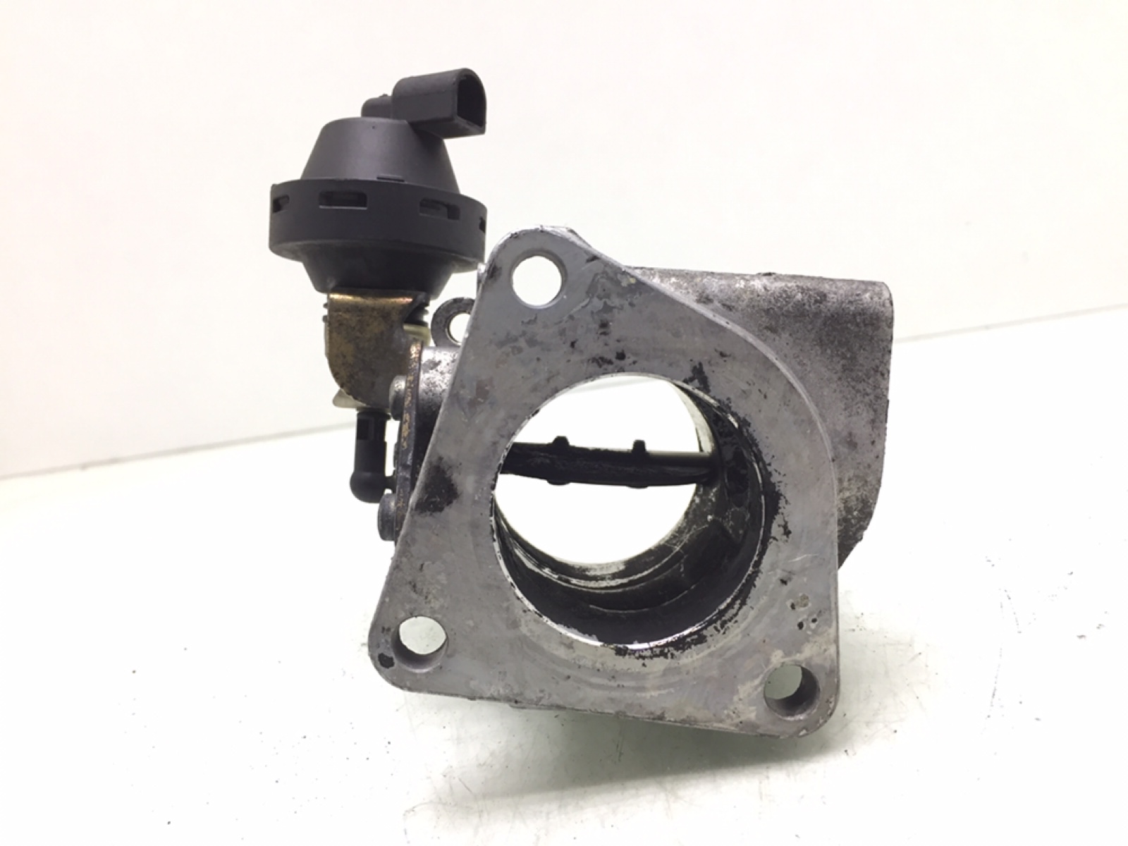 Заслонка дроссельная бу для Alfa Romeo 147  1.9 JTD,  2004 г.