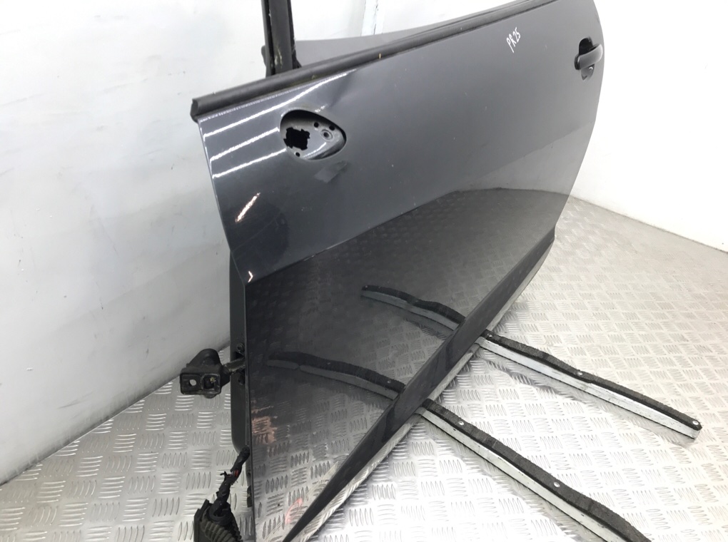 Дверь передняя левая бу для Seat Ibiza 4 1.4 i,  2011 г.
