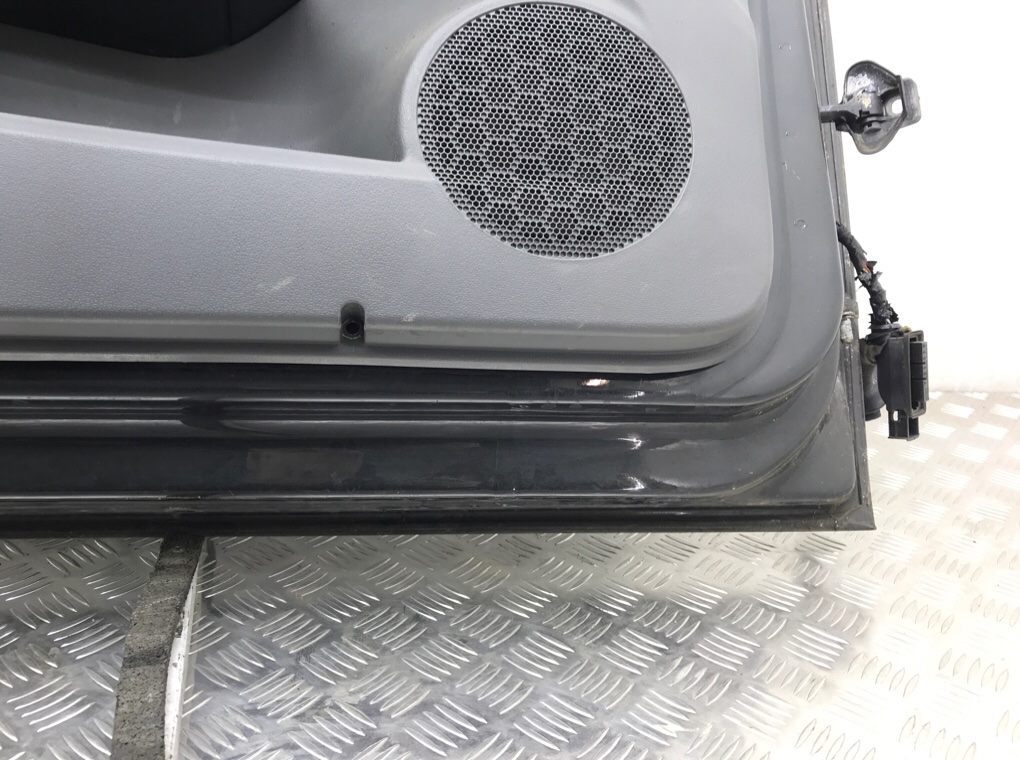 Дверь передняя левая бу для Seat Ibiza 4 1.4 i,  2011 г.