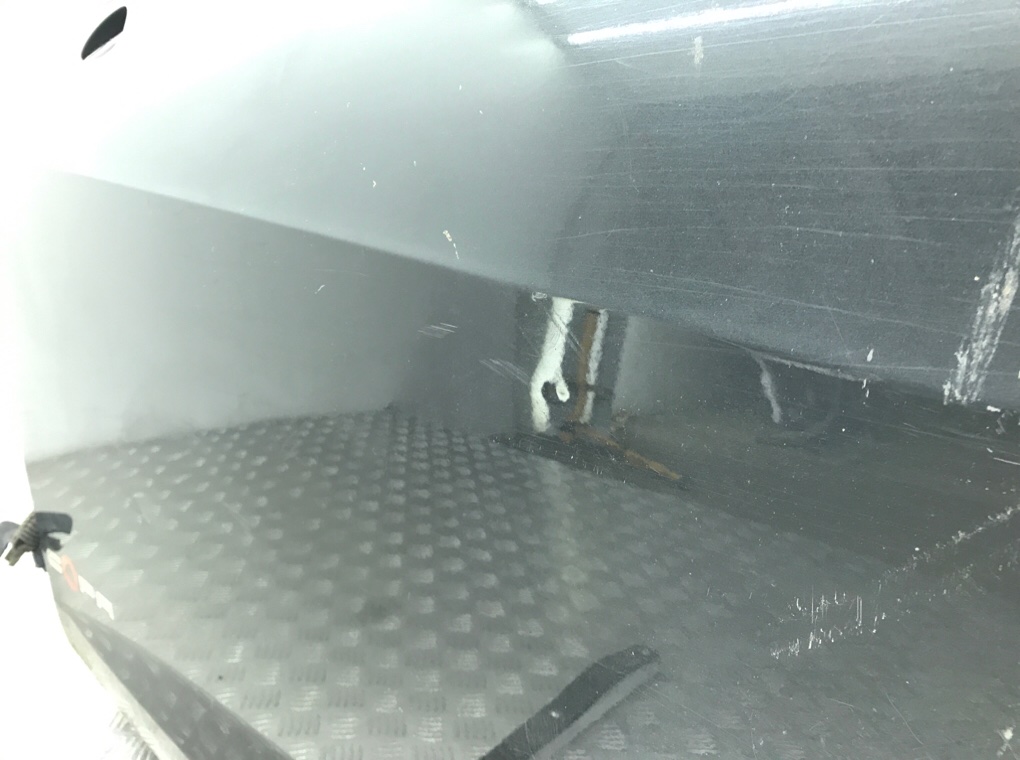 Дверь передняя левая бу для Seat Ibiza 4 1.4 i,  2011 г.