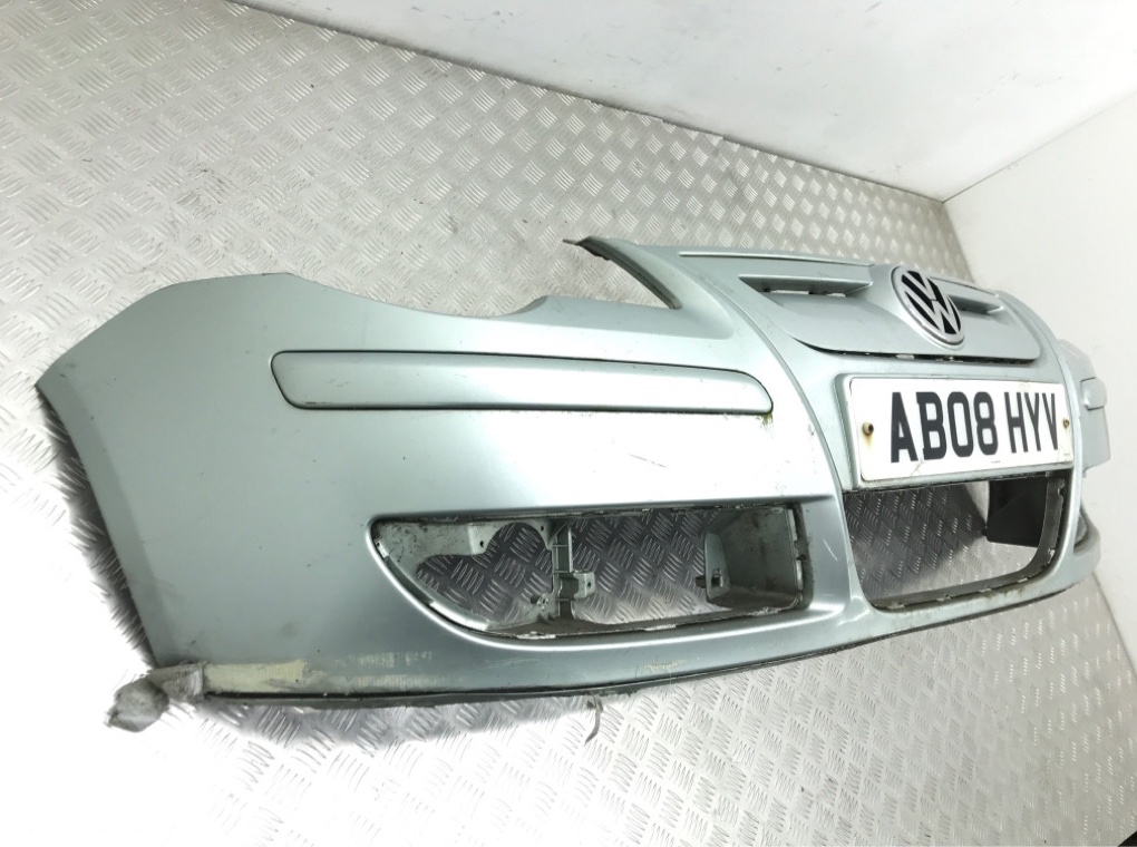 Бампер передний бу для Volkswagen Polo 4 1.4 TDi,  2008 г.