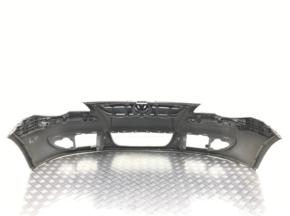 Бампер передний бу для Volkswagen Polo 4 1.4 TDi,  2008 г.