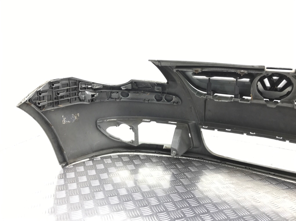 Бампер передний бу для Volkswagen Polo 4 1.4 TDi,  2008 г.