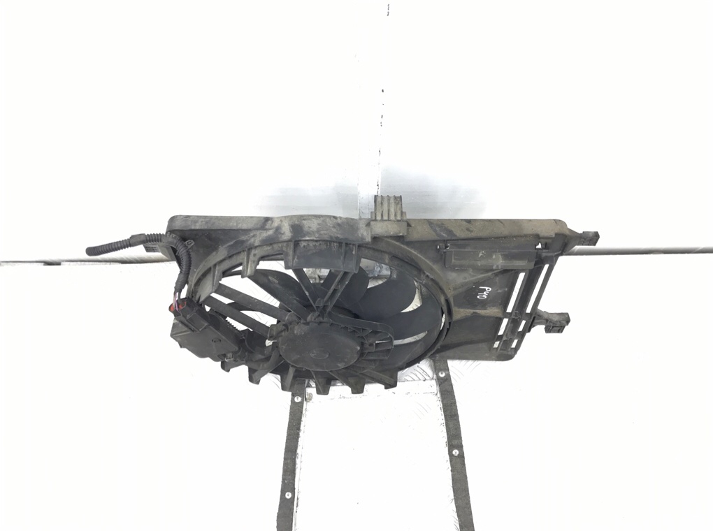 Вентилятор радиатора бу для Ford Focus 3 1.6 TDCI,  2013 г.