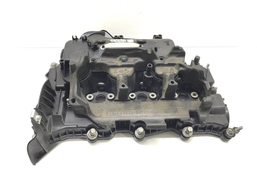 Клапанная крышка бу для Land Rover Discovery 4 3.0 TD,  2008 г.