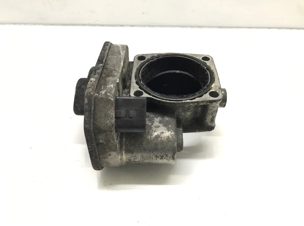 Заслонка дроссельная бу для Opel Zafira B 1.7 CDTi, 2011 г.