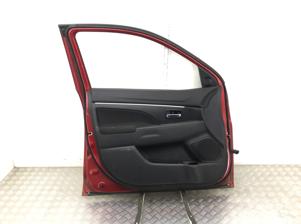 Дверь передняя левая бу для Mitsubishi ASX 1 1.8 DiD,  2012 г.