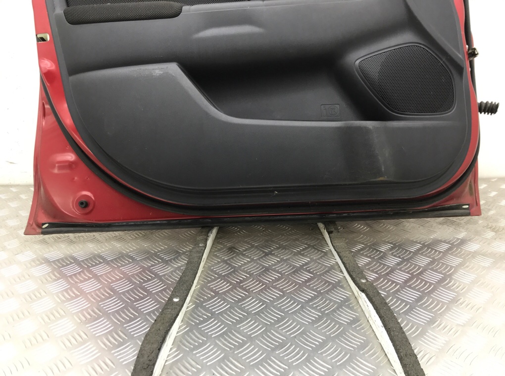 Дверь передняя левая бу для Mitsubishi ASX 1 1.8 DiD,  2012 г.