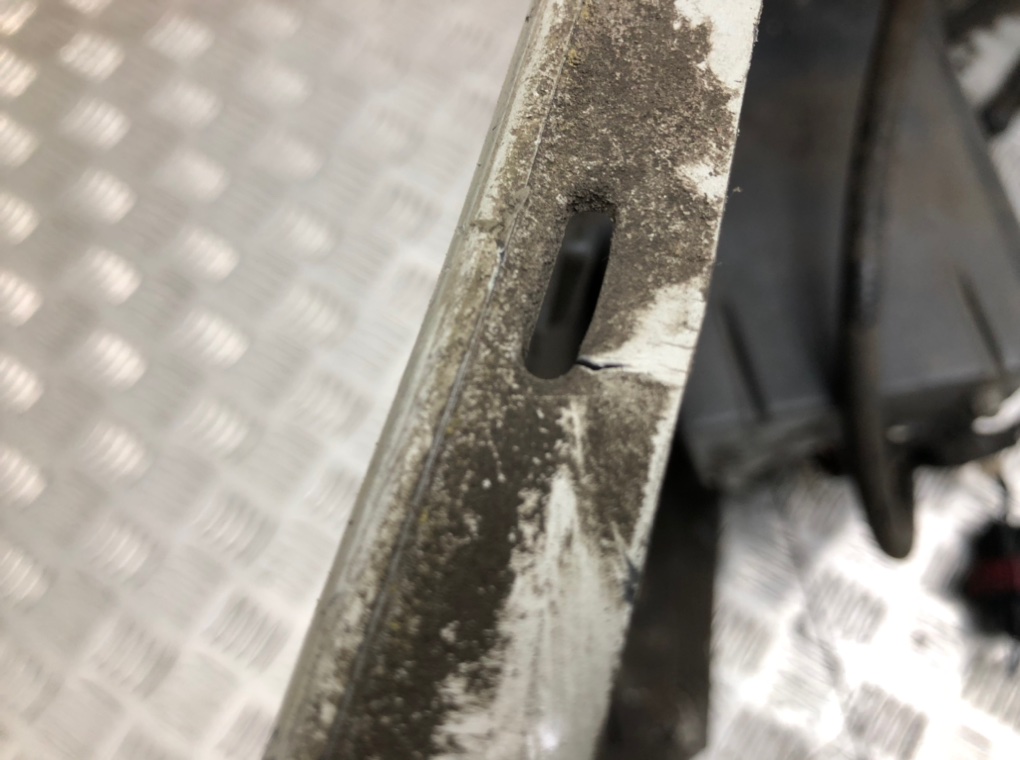 Бампер передний бу для Saab 9-3  2.0 Ti,  2007 г.