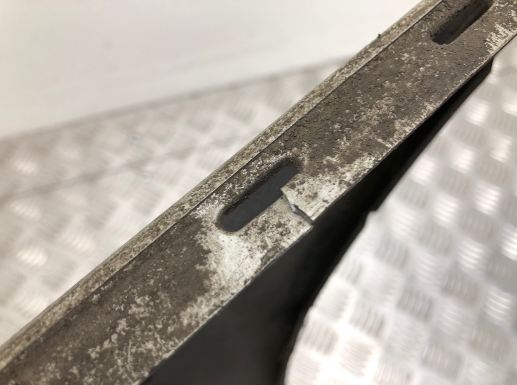 Бампер передний бу для Saab 9-3  2.0 Ti,  2007 г.