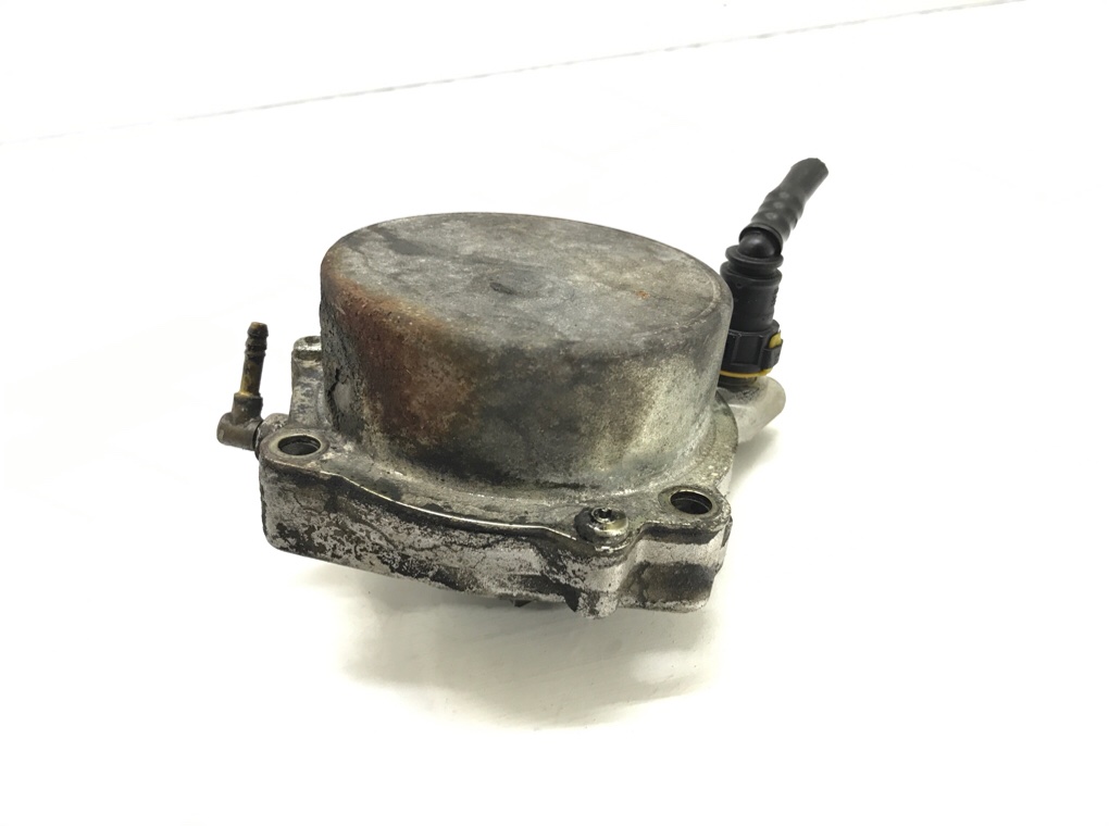 Насос вакуумный бу для Opel Zafira B 1.9 CDTi,  2008 г.