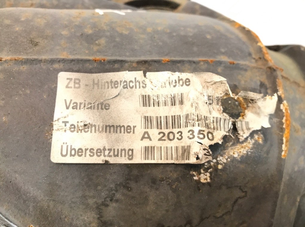 Редуктор заднего моста бу для Mercedes C W203 3.2 i,  2002 г.
