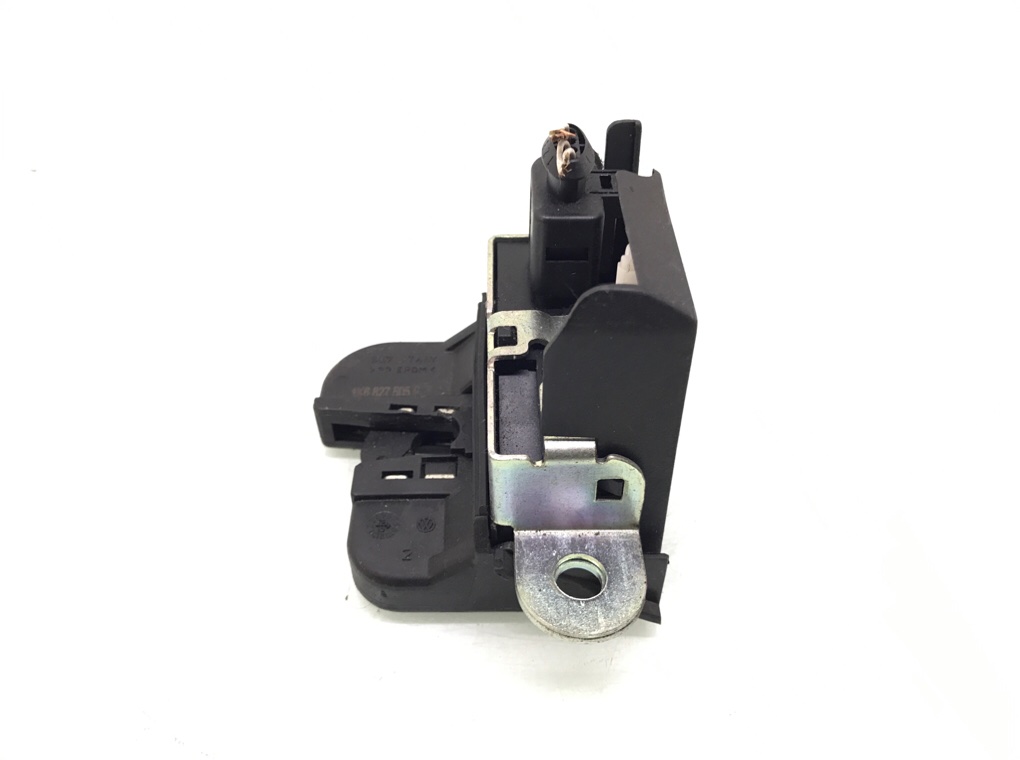 Замок багажника бу для Volkswagen Golf 5 1.9 TDi, 2008 г. Замок багажника бу для Volkswagen Golf 5 1.9 TDi, 2008 г.