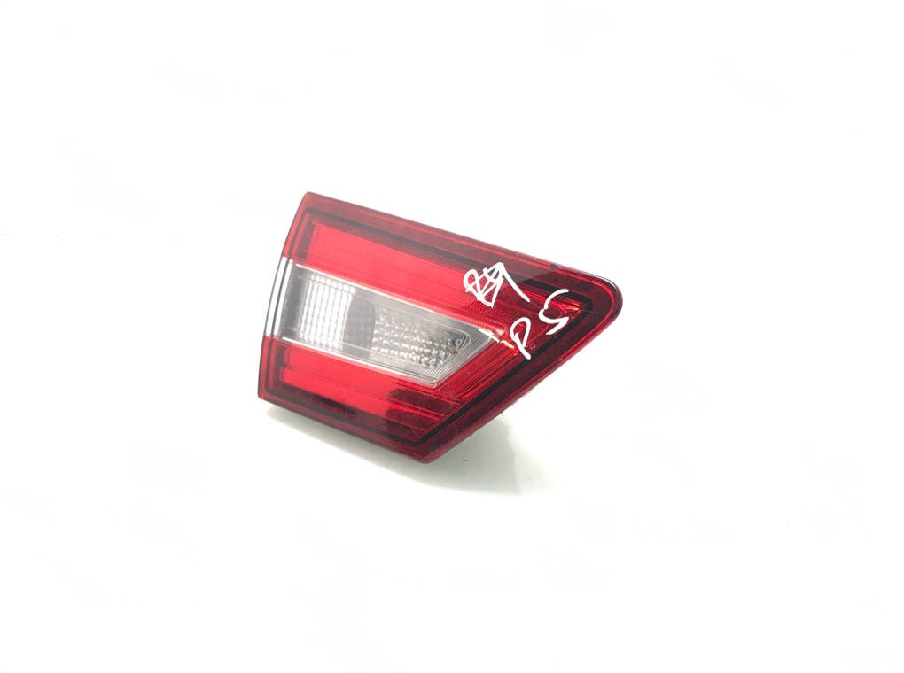 Фонарь крышки багажника левый бу для Renault Clio 4 1.2 i,  2014 г.