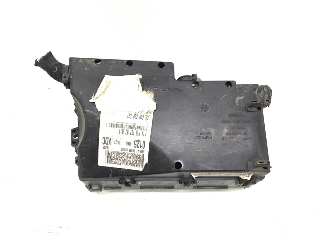 Блок предохранителей бу для Ford Fiesta 5 1.3 i,  2008 г.