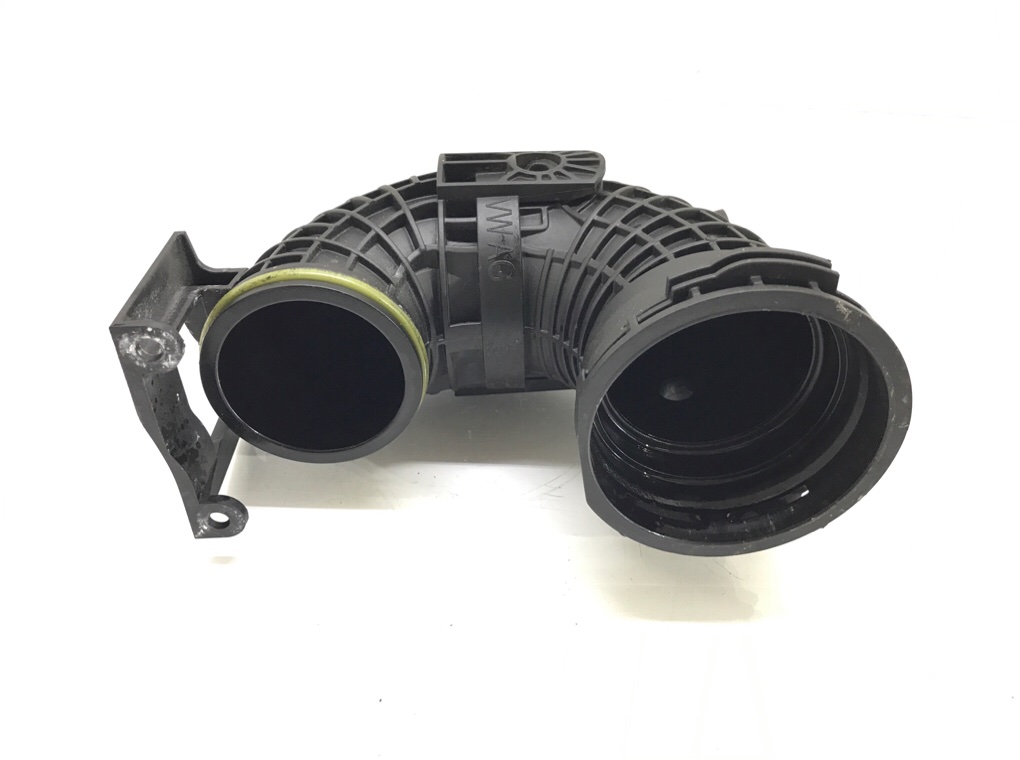 Патрубок интеркулера бу для Volkswagen Golf 7 1.5 TSI,  2019 г.