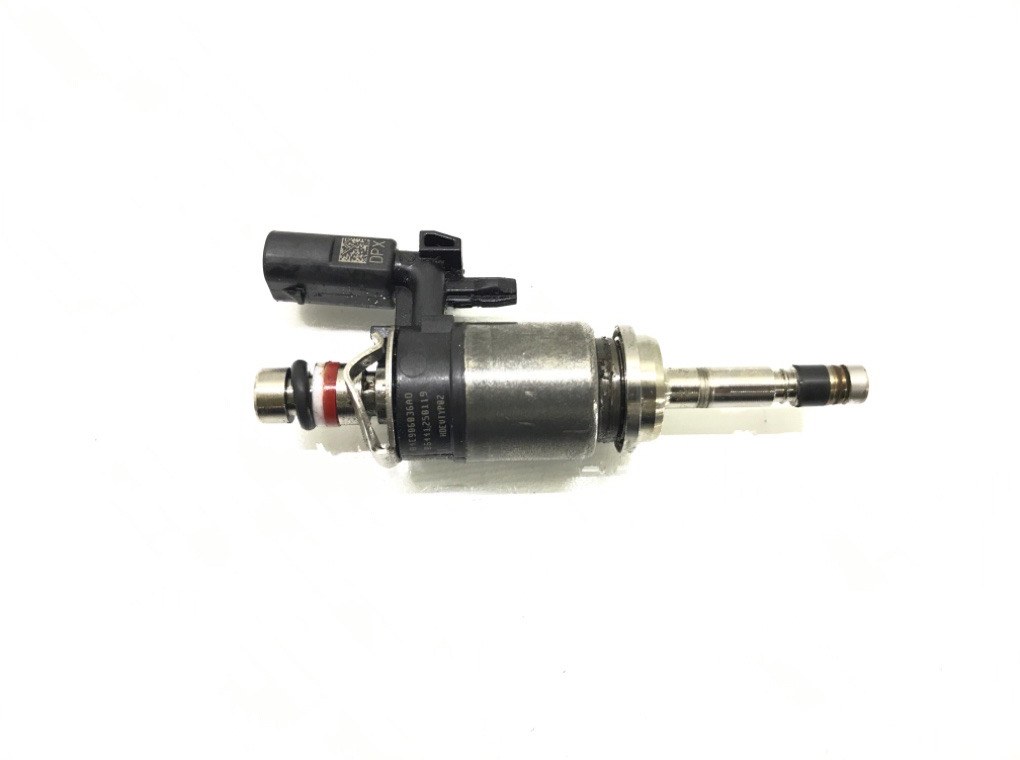 Форсунка бу для Volkswagen Golf 7 1.5 TSI,  2019 г.