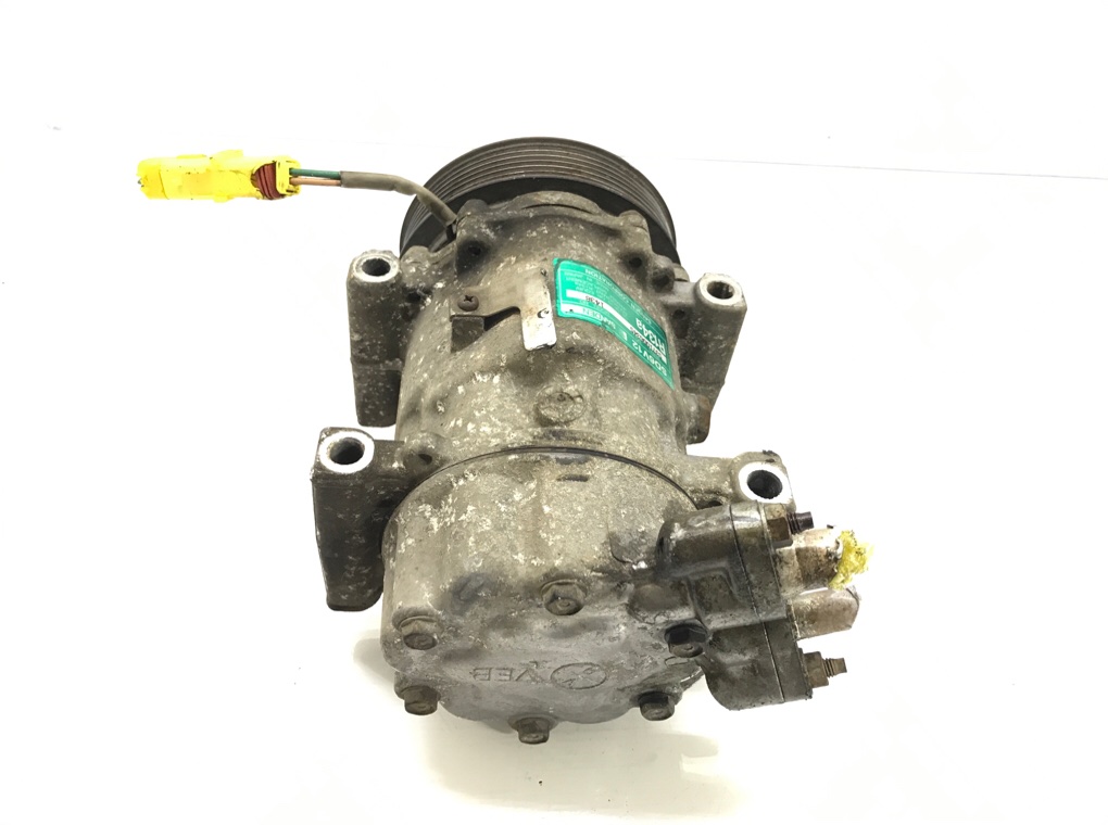 Компрессор кондиционера бу для Peugeot 206 CC 1.6 i, 2003 г. Компрессор кондиционера бу для Peugeot 206 CC 1.6 i, 2003 г.