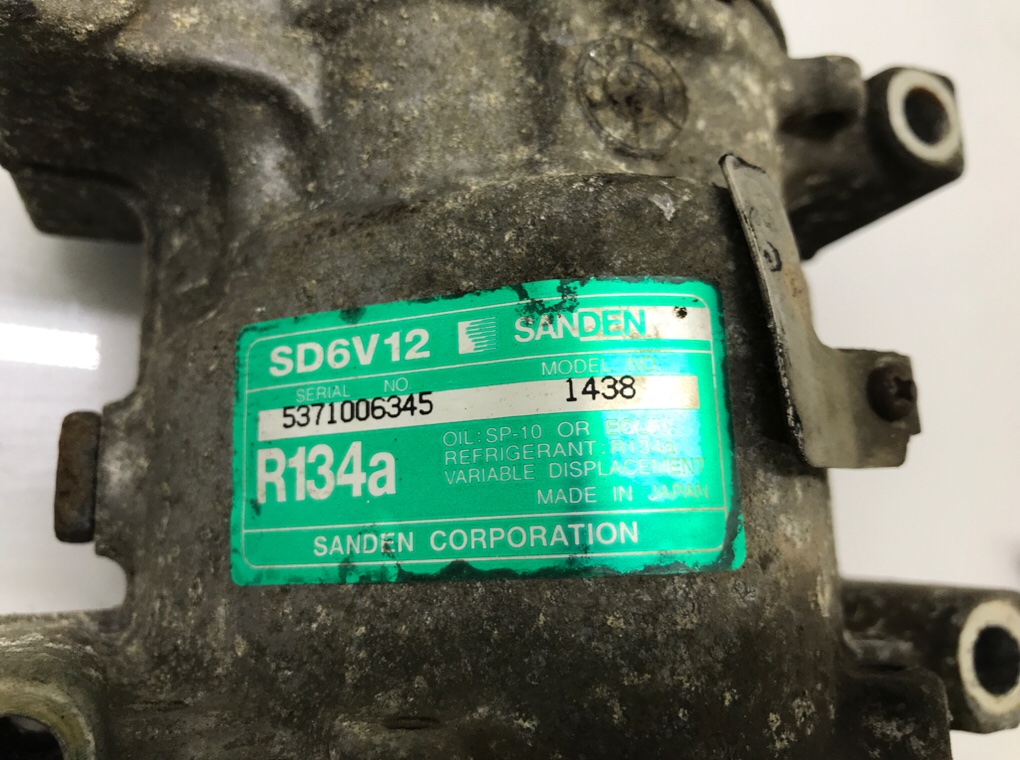 Компрессор кондиционера бу для Peugeot 206 CC 1.6 i, 2003 г. Компрессор кондиционера бу для Peugeot 206 CC 1.6 i, 2003 г.