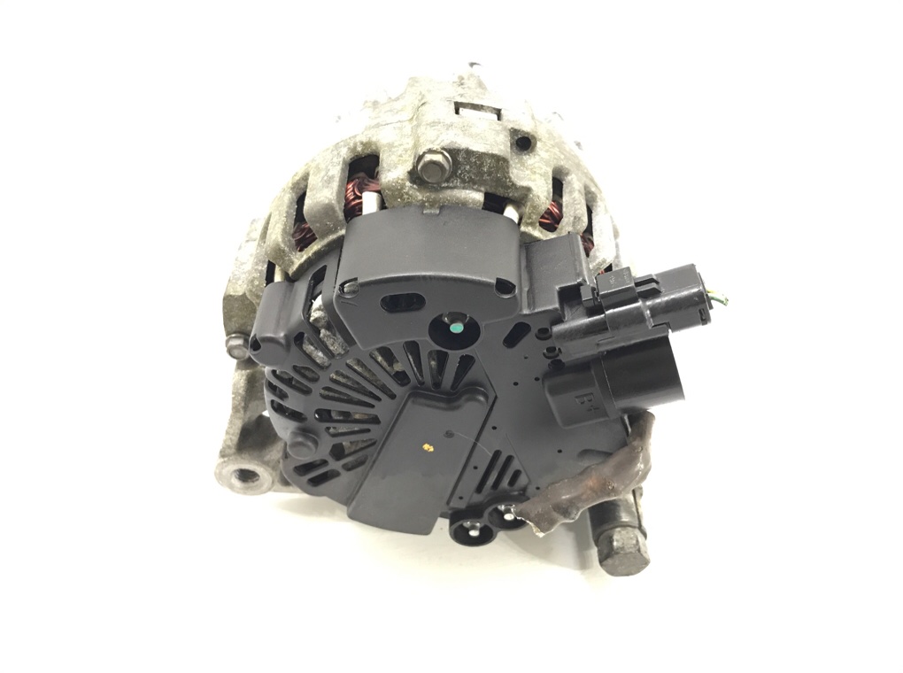 Генератор бу для Peugeot 206 CC 1.6 i, 2003 г. Генератор бу для Peugeot 206 CC 1.6 i, 2003 г.