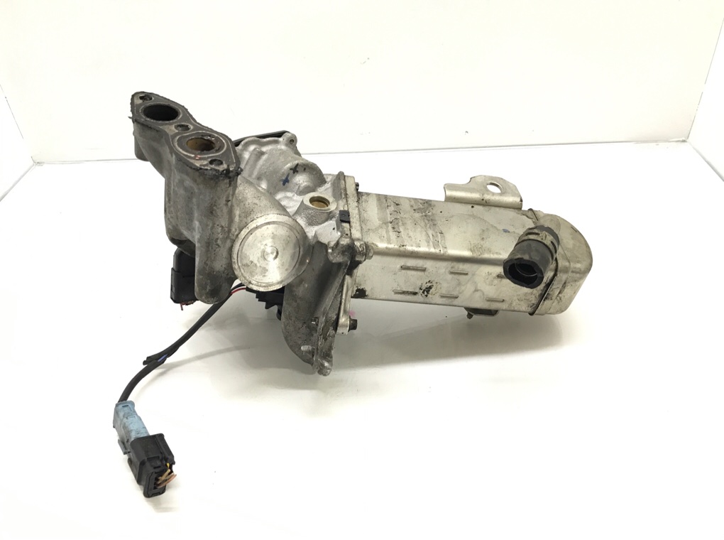 Клапан EGR бу для Peugeot 3008  2.0 HDi,  2010 г.