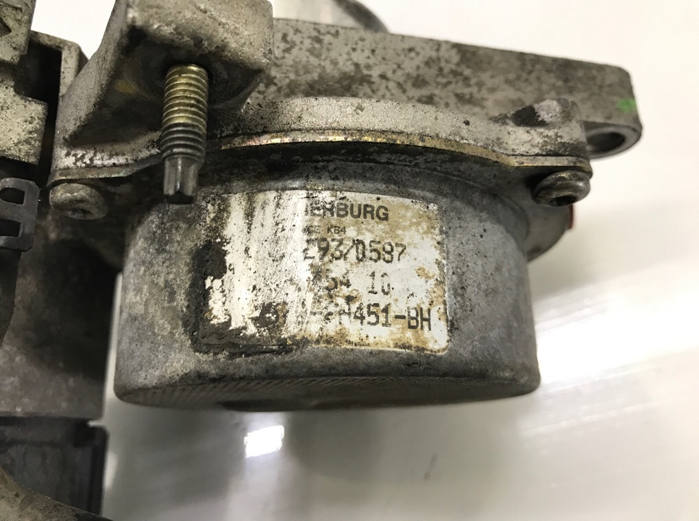 Насос вакуумный бу для Jaguar X-Type  2.2 TDCi,  2006 г.