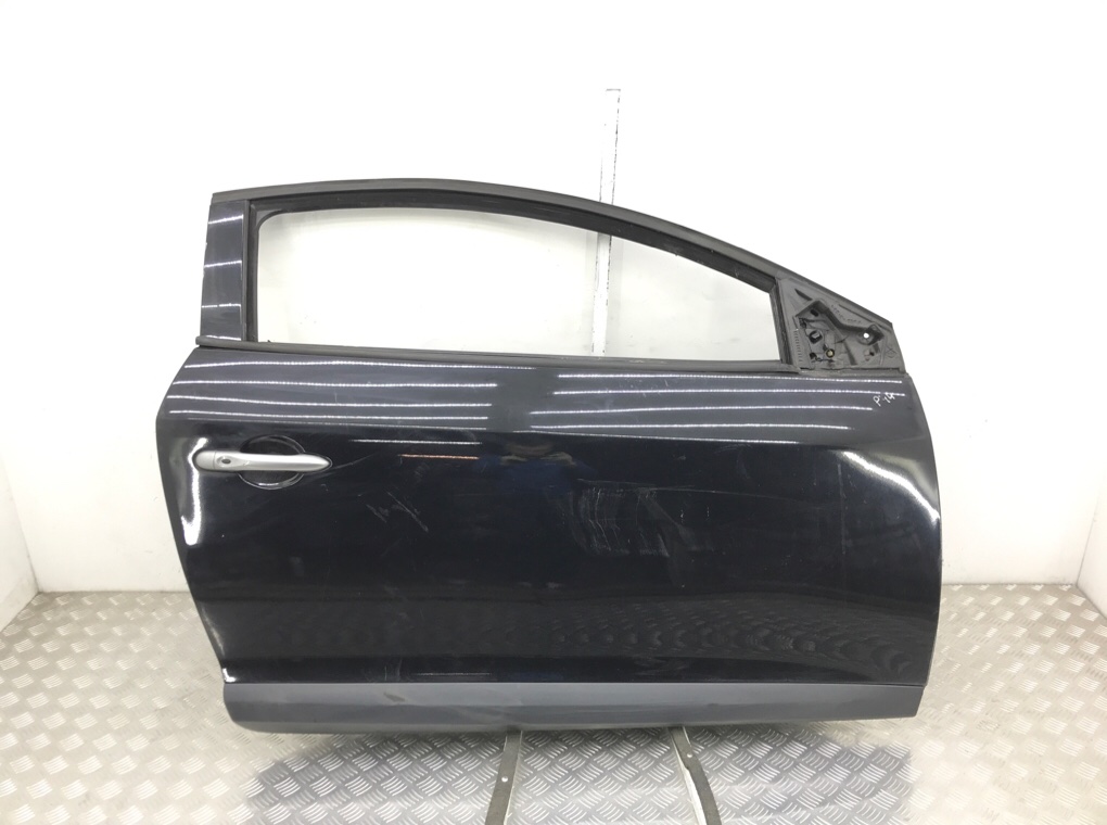 Дверь передняя правая бу для Renault Megane 3 1.4 Ti, 2011 г.
