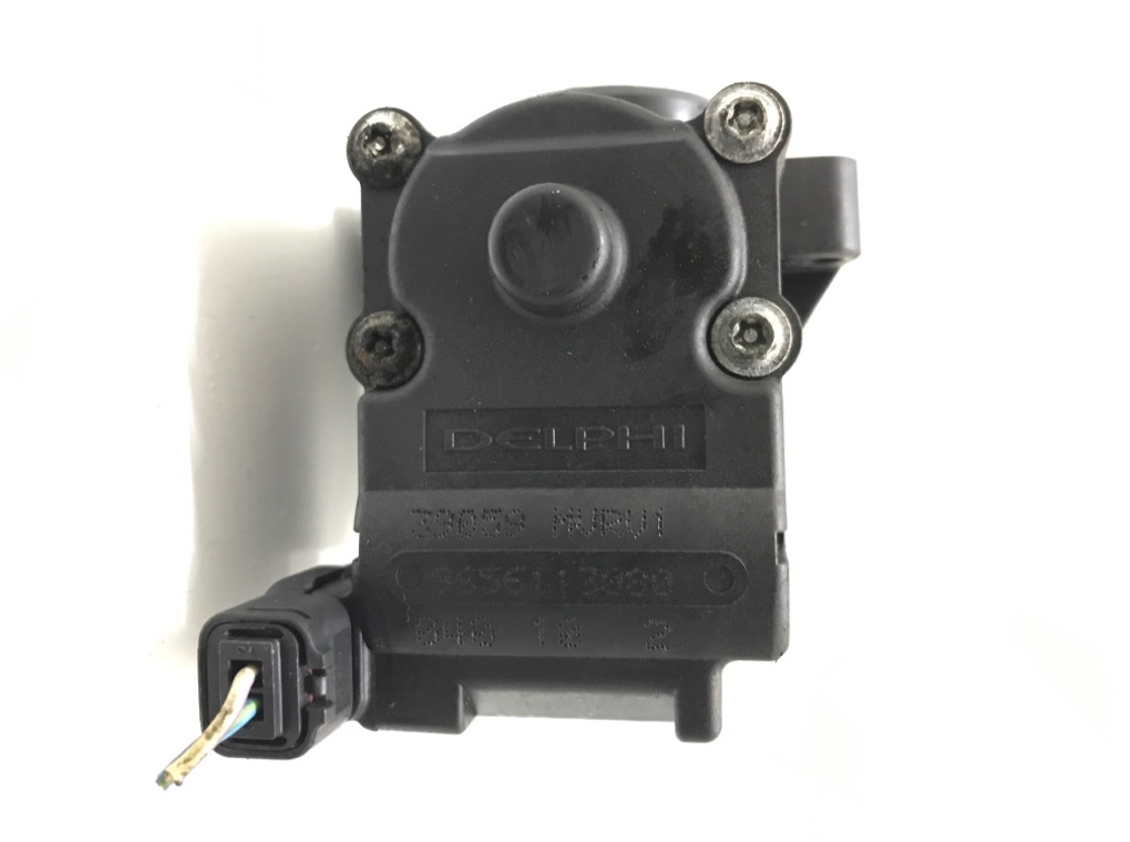 Заслонка дроссельная бу для Ford Fiesta 6 1.4 TDCi,  2012 г.