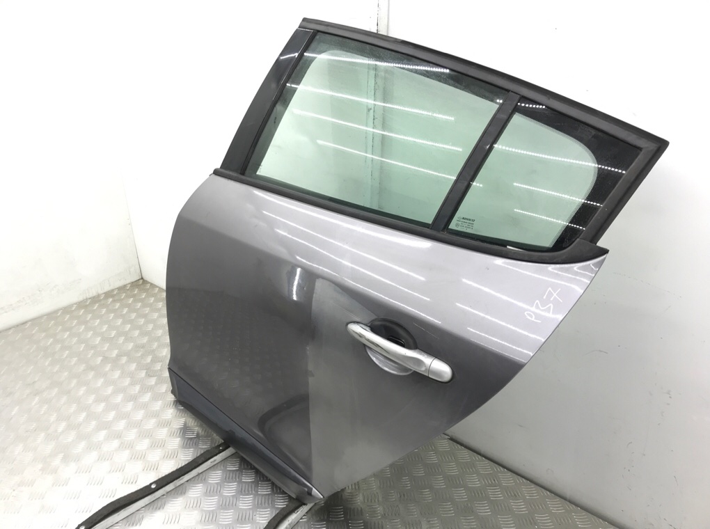 Дверь задняя левая бу для Renault Megane 3 1.5 DCi,  2010 г.