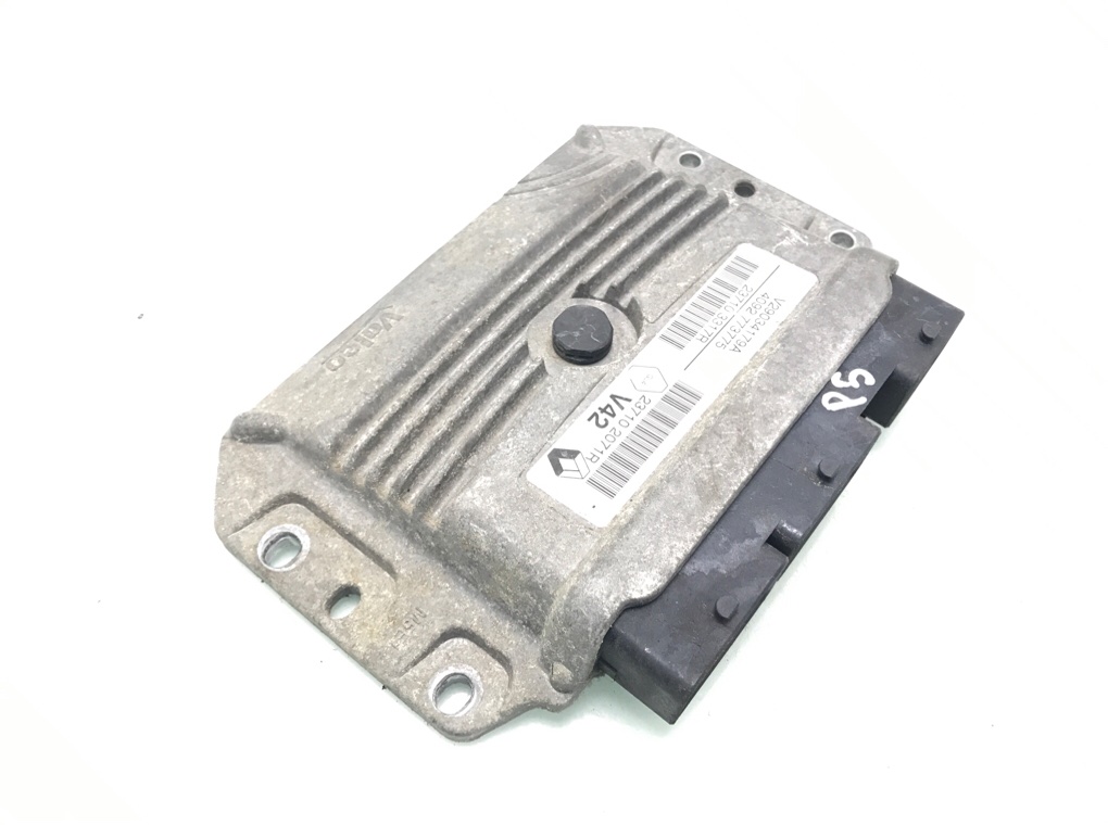 Блок управления двигателем бу для Renault Clio 4 1.2 i,  2014 г.