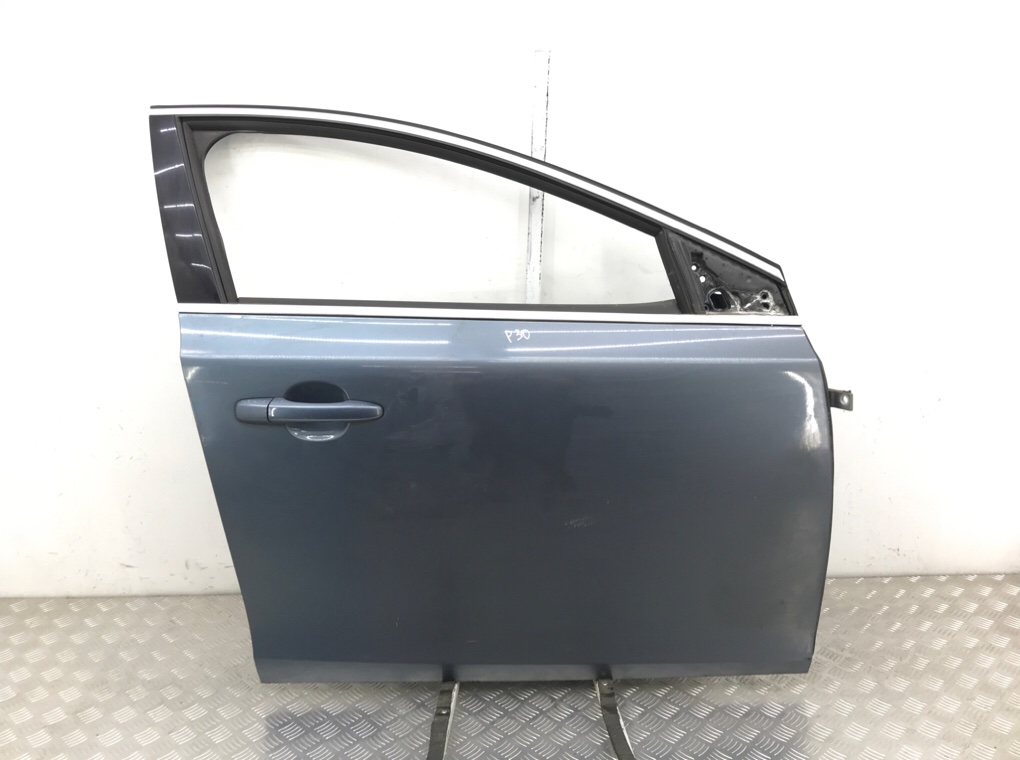 Дверь передняя правая бу для Volvo V40 2 1.6 TD, 2013 г.