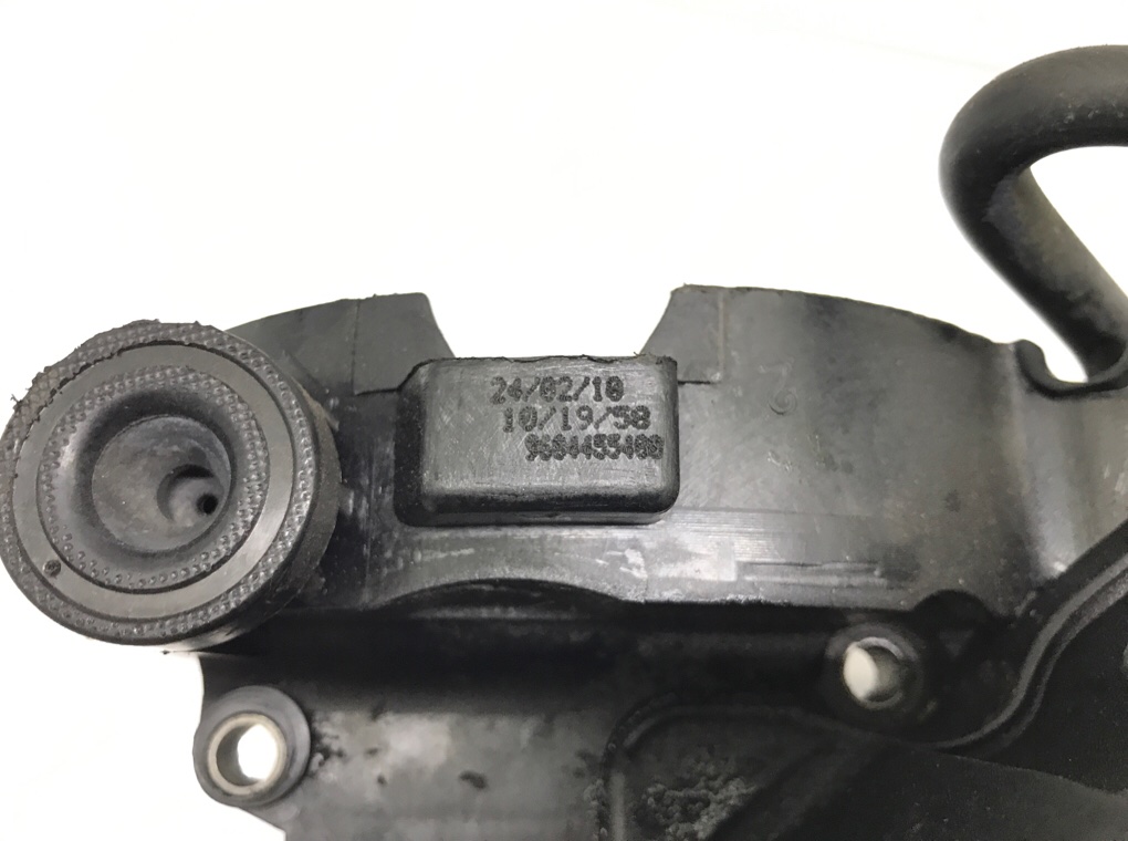 Клапанная крышка бу для Ford Fiesta 6 1.4 TDCi,  2012 г.