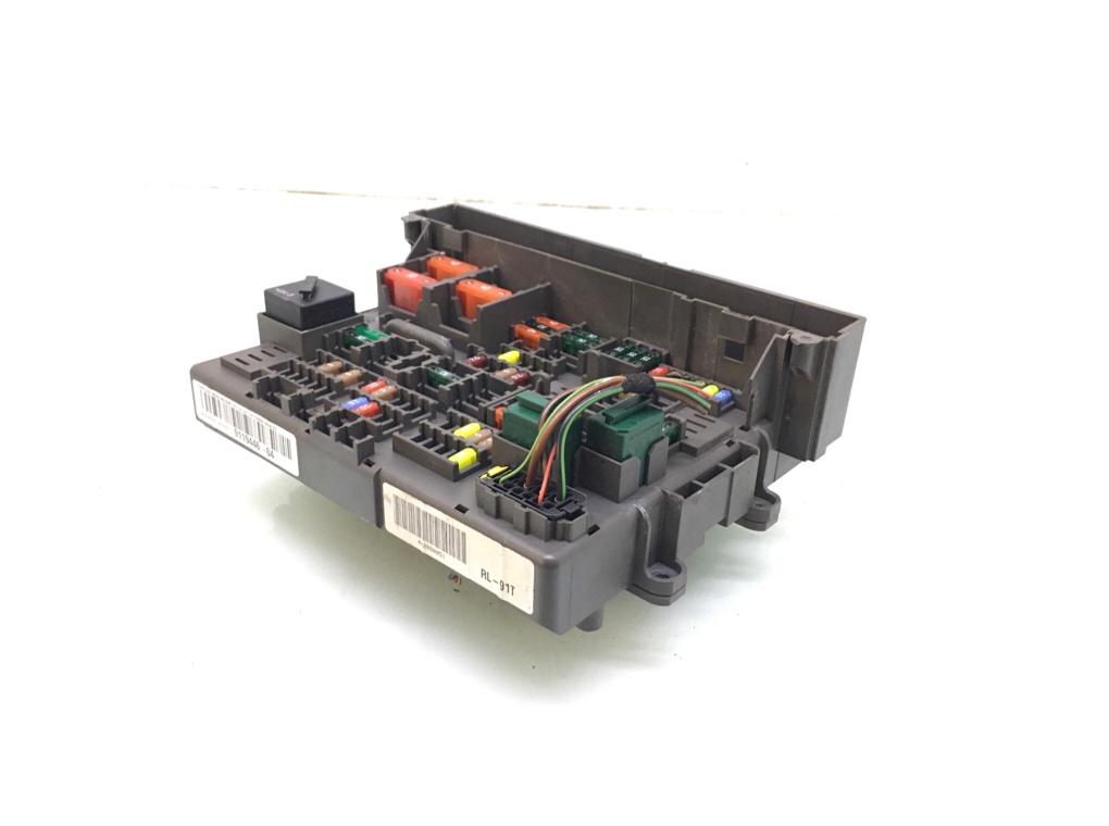 Блок предохранителей бу для BMW 3 E90/E91/E92/E93 2.0 TD,  2010 г.