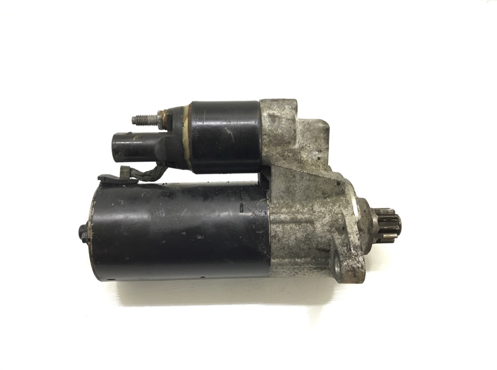 Стартер бу для Audi TT  3.2 i,  2004 г.