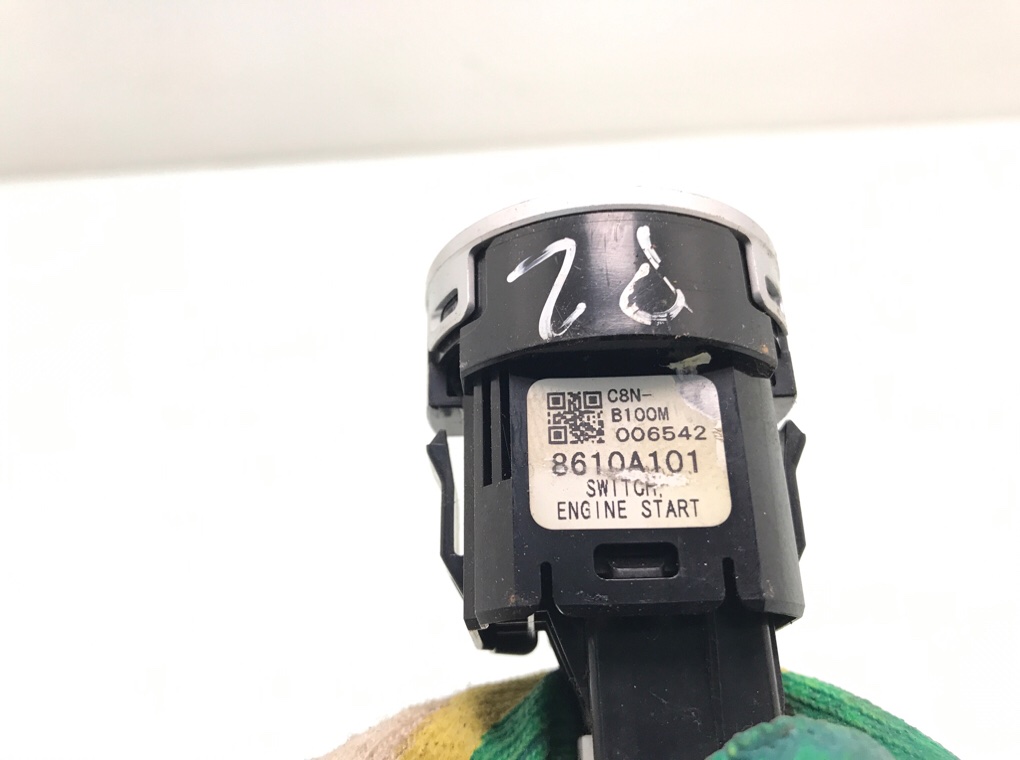 Кнопка запуска двигателя бу для Mitsubishi ASX 1 1.8 DiD,  2010 г.