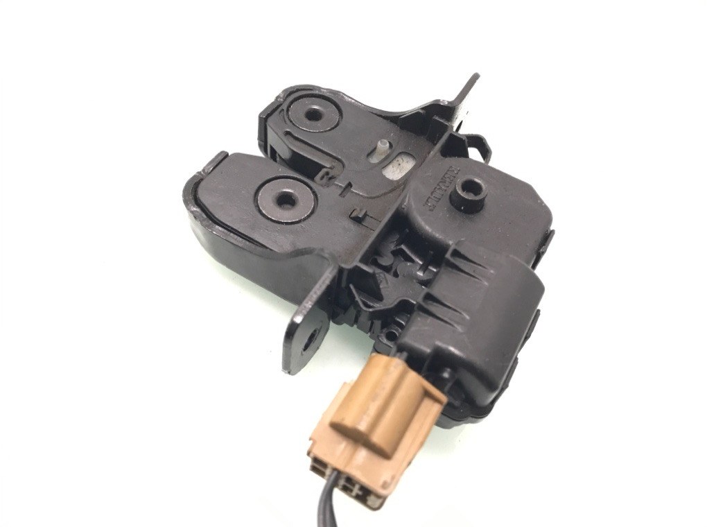 Замок багажника бу для Renault Clio 4 1.2 i,  2014 г.