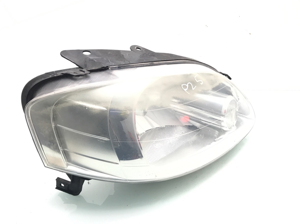 Фара правая бу для Volkswagen Fox 2 1.2 i, 2005 г. Фара правая бу для Volkswagen Fox 2 1.2 i, 2005 г.