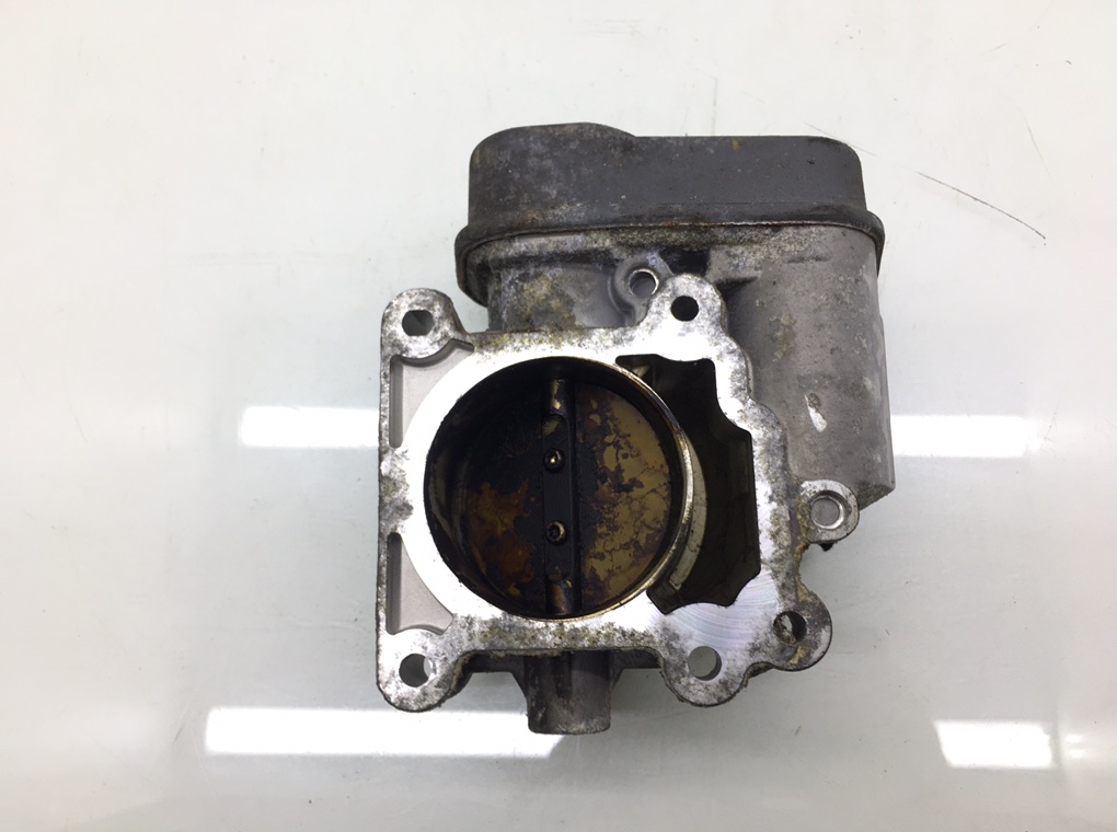 Заслонка дроссельная бу для Opel Vectra C 2.0 Ti,  2005 г.