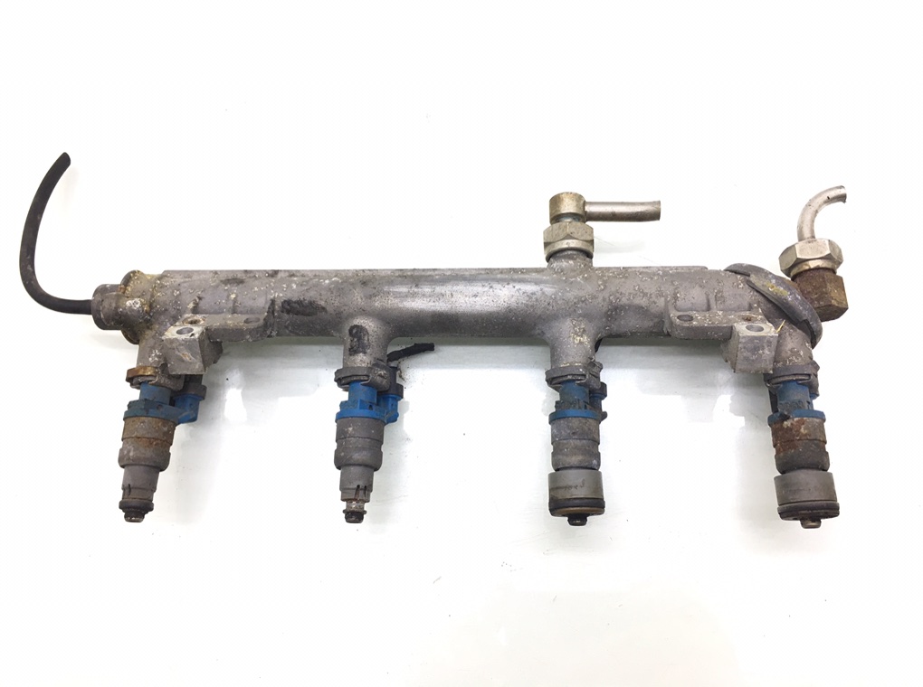 Топливная рампа бу для Opel Vectra C 2.0 Ti, 2005 г.