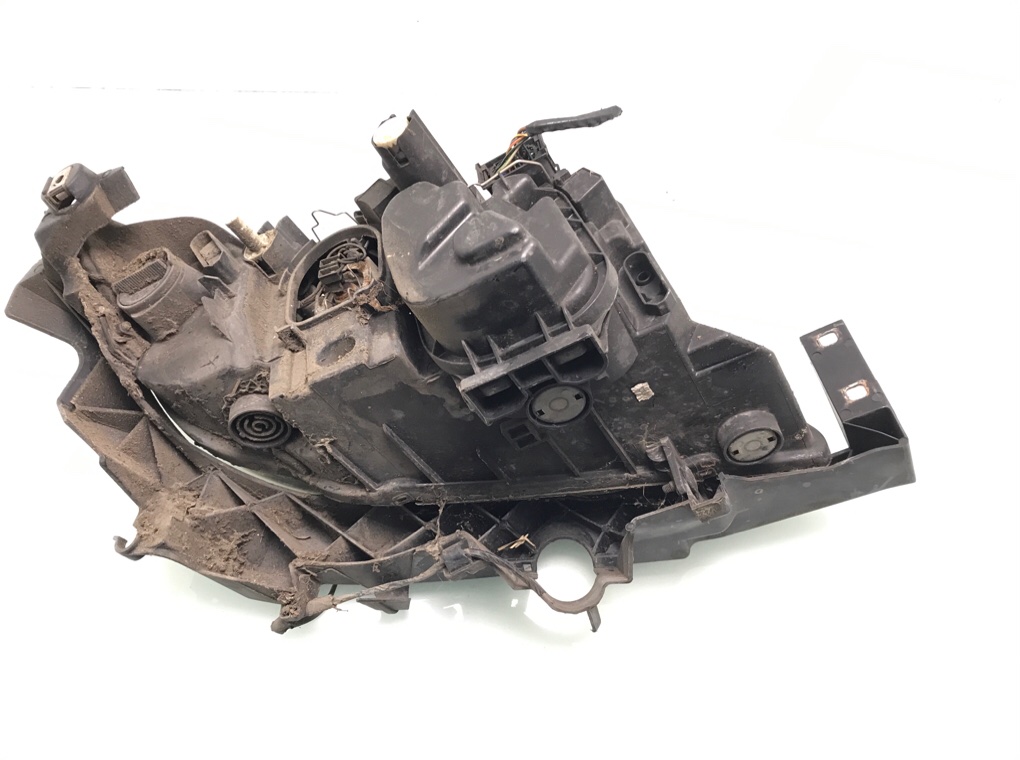 Фара левая бу для BMW 3 E90/E91/E92/E93 2.0 TD,  2011 г.