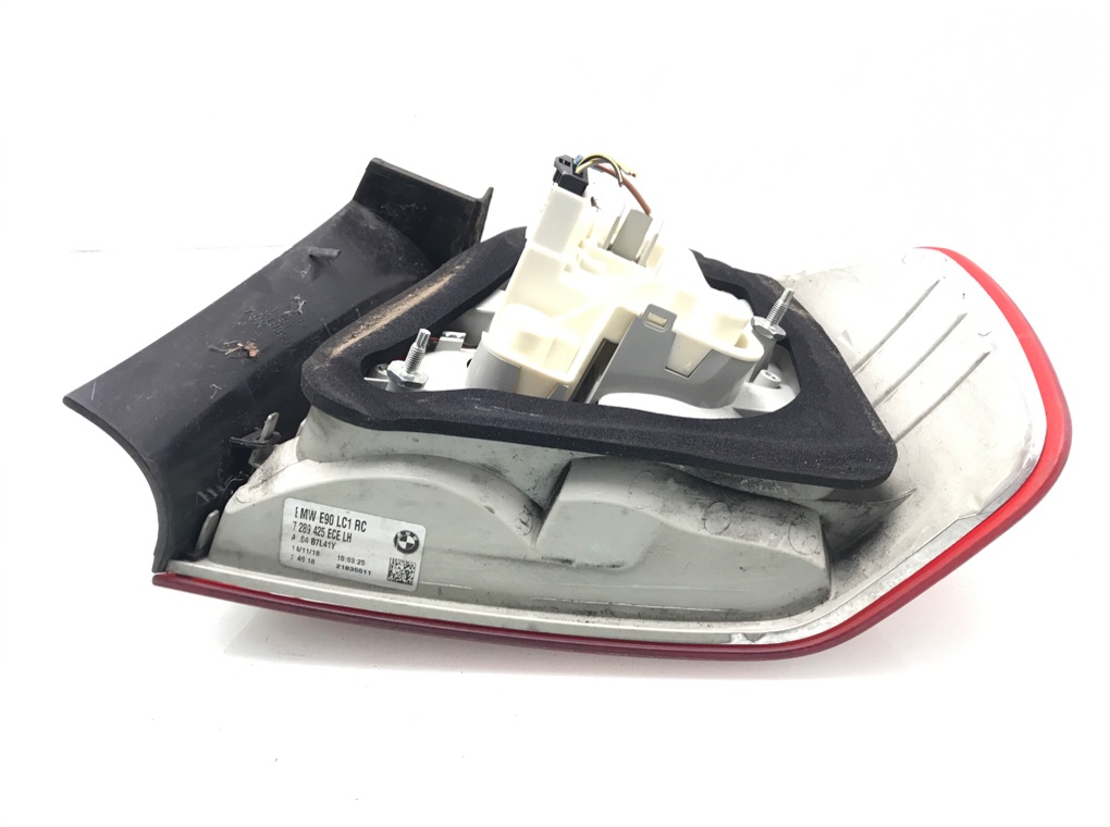 Фонарь задний левый бу для BMW 3 E90/E91/E92/E93 2.0 TD, 2011 г. Фонарь задний левый бу для BMW 3 E90/E91/E92/E93 2.0 TD, 2011 г.