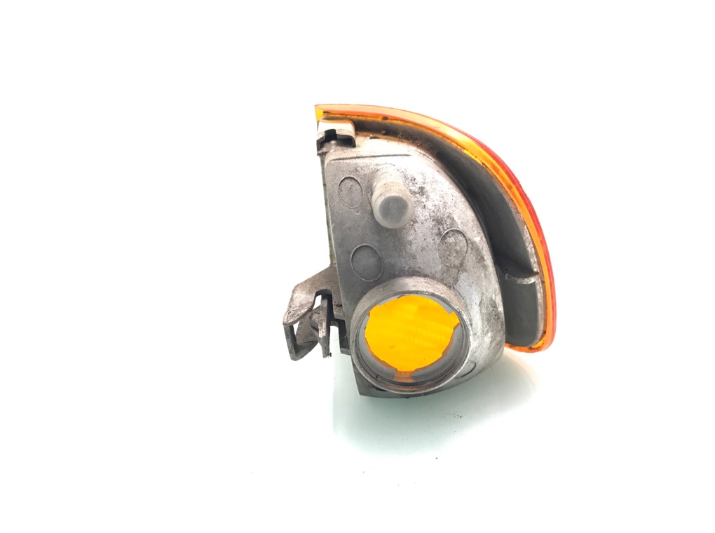 Поворотник правый бу для Volkswagen Caddy  1.9 TD,  2002 г.