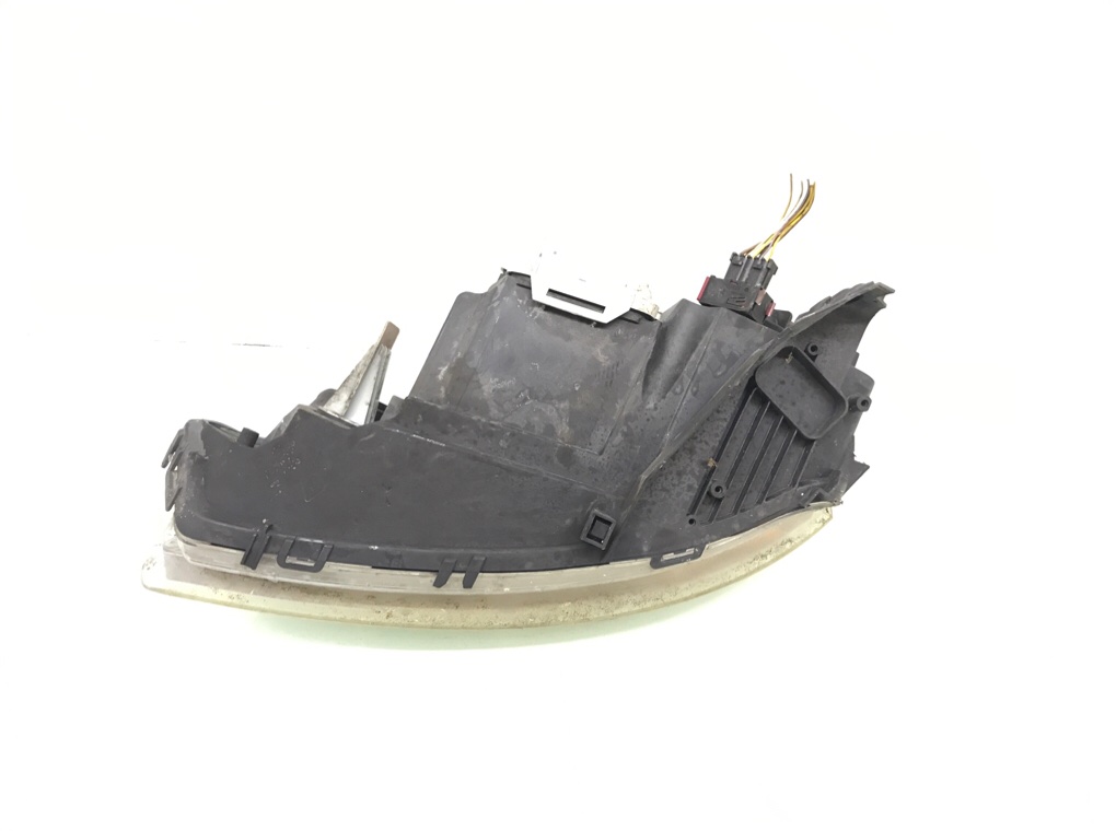 Фара правая бу для Opel Corsa C 1.4 i,  2004 г.