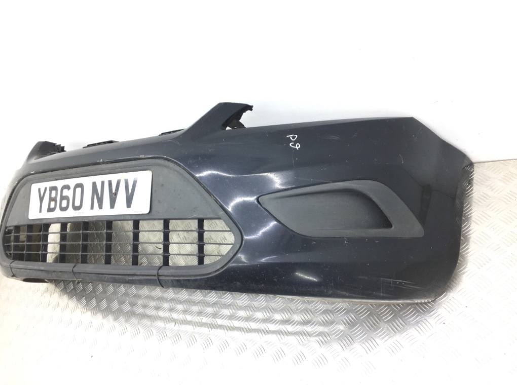 Бампер передний бу для Ford Focus 2 1.6 TDCi,  2011 г.