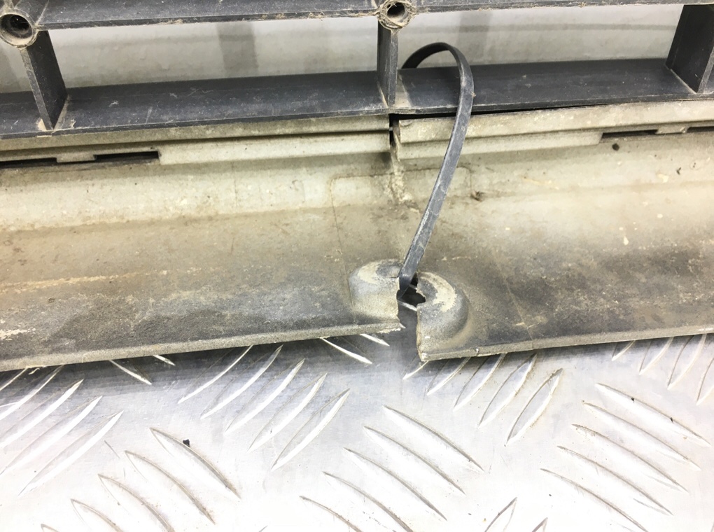 Бампер передний бу для Ford Focus 2 1.6 TDCi,  2011 г.