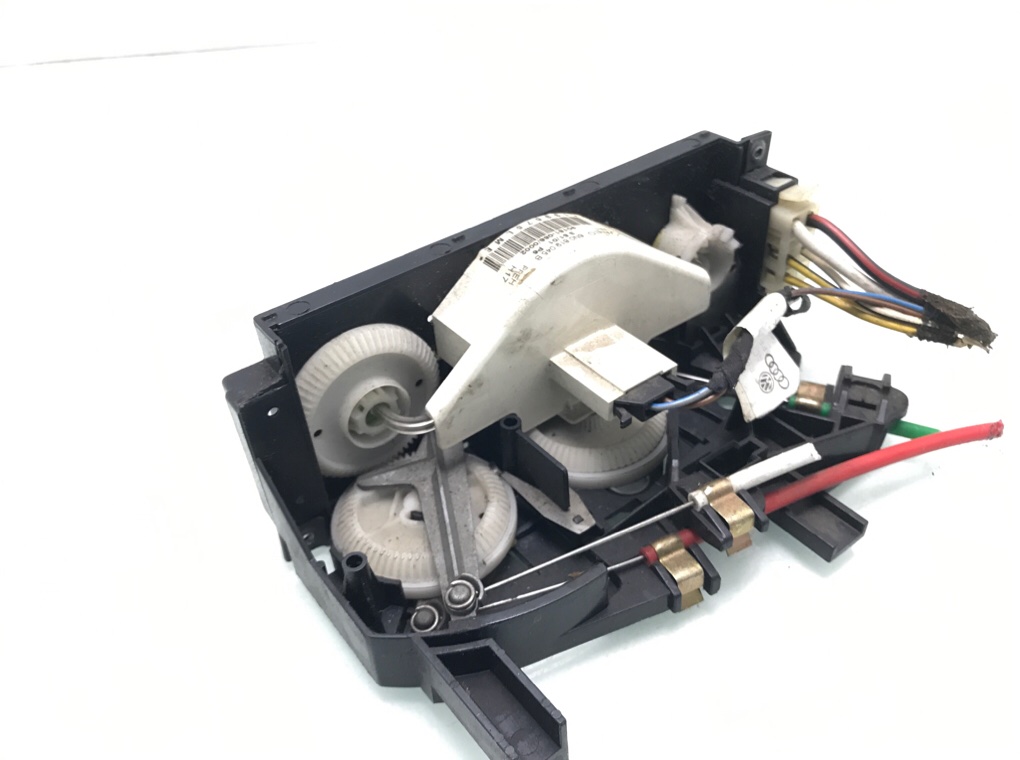 Блок управления печки/климат-контроля бу для Volkswagen Caddy  1.9 TD,  2002 г.